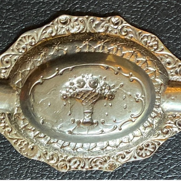 Vintage 800 Silver Ornate Rococo Ashtray Tray Repousse Italian German Dish - Picture 2 of 12